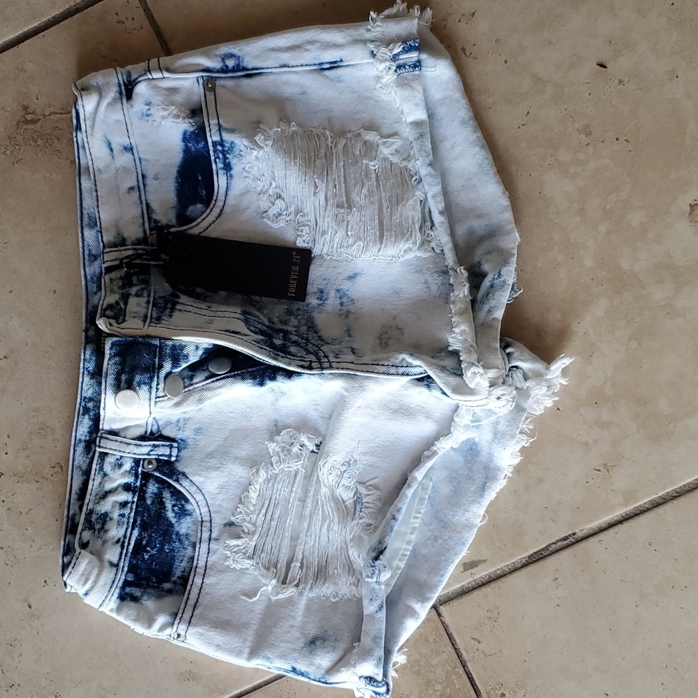NWT Forever 21 distressed acid washed shorts